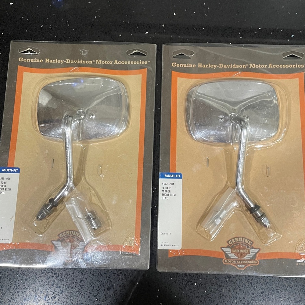 NEW Vintage Chrome Harley Davidson R & L Mirrors Short Stem